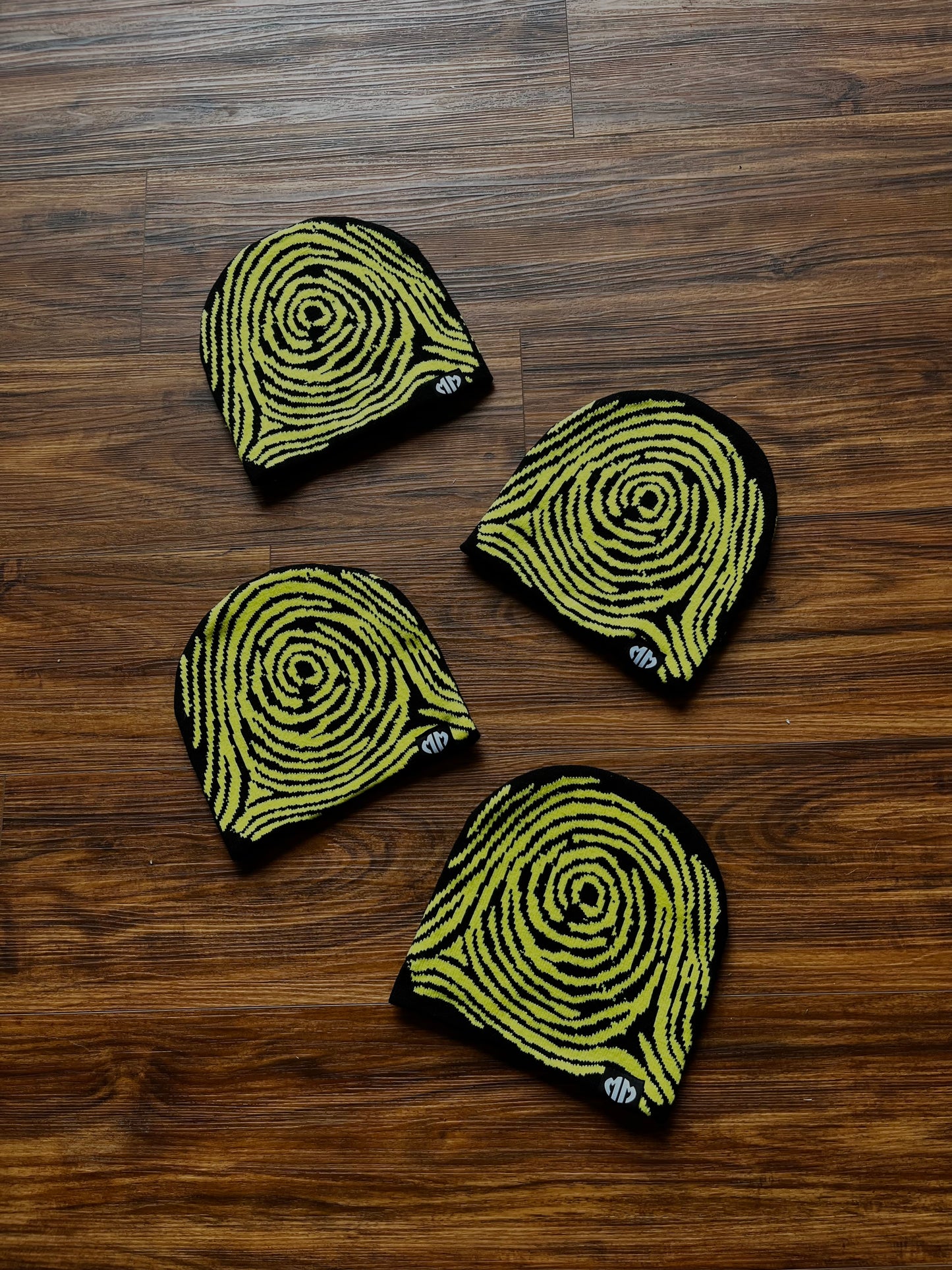 FINGERPRINT BEANIE (BLACK & YELLOW)